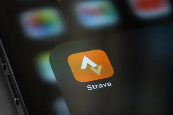 Strava processa Garmin por direitos de segmentos e recursos de mapas