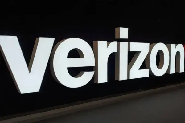 Verizon enfrenta acusação sobre promoção de telefone "gratuito"