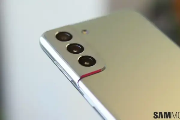 A Volta do Plástico: Galaxy S21 e suas Decisões Polêmicas