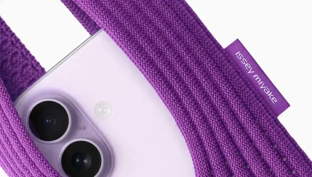 Apple e ISSEY MIYAKE lançam iPhone Pocket, acessório de moda inovador