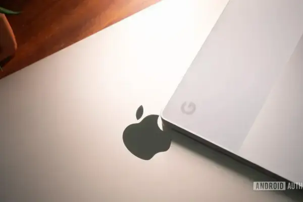 Apple pode lançar MacBook acessível para competir com Chromebooks
