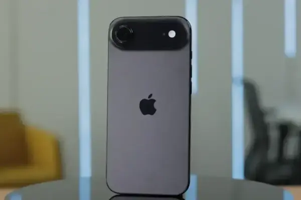 Apple retira beta do iOS 26.2: problemas em dispositivos com modem C1
