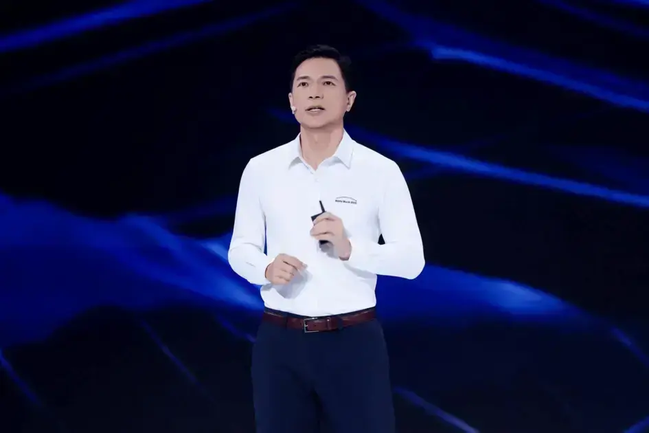 Baidu lança chips M100 e M300 com Ernie 5.0 e supernodes otimizados 1 Baidu lança chips M100 e M300 com Ernie 5.0 e supernodes otimizados