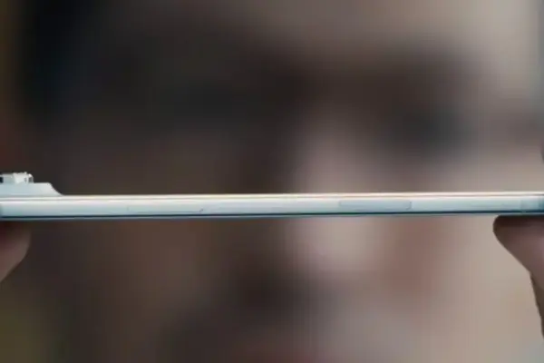 Designer do iPhone Air deixa Apple em meio a desmanche de talentos