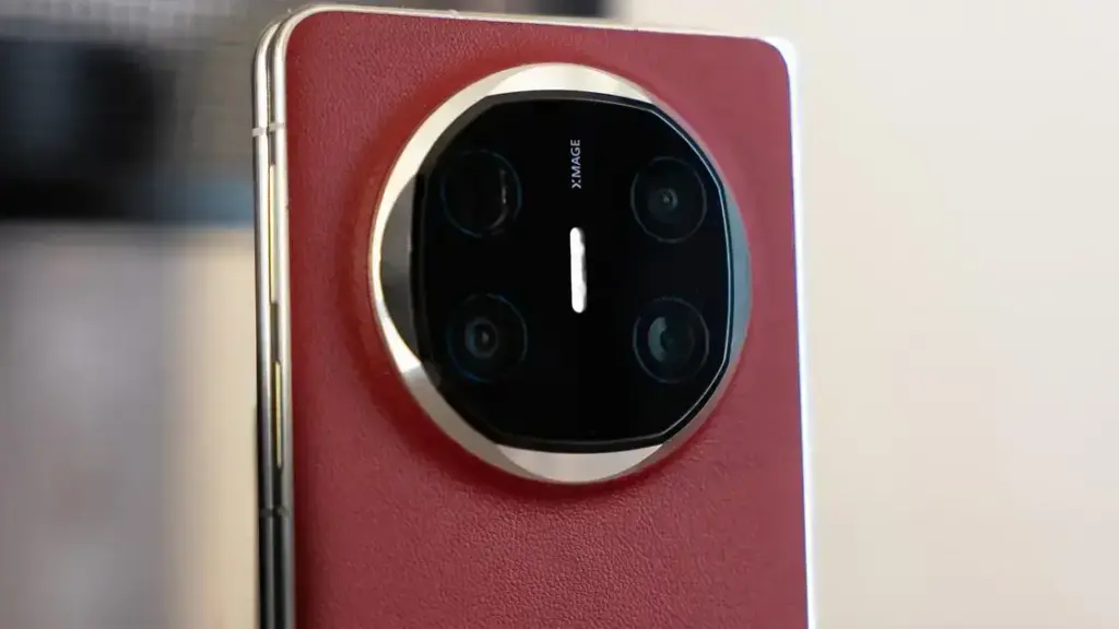 HUAWEI Mate 70 Air: design fino e câmeras de qualidade chegam ao mercado