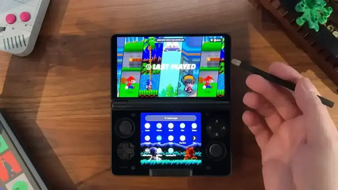 Nova versão do EmulationStation traz suporte para jogos e telas dual