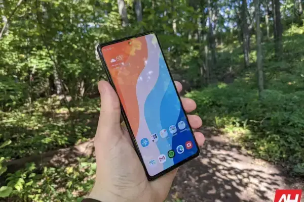 Samsung Galaxy S20 FE encerra ciclo de atualizações após 5 anos