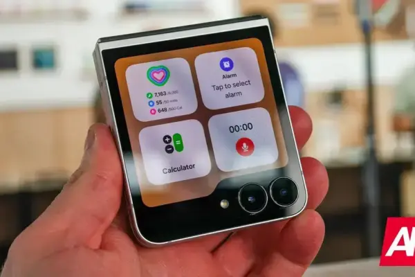 Samsung testa a nova atualização One UI 8.5 para Galaxy Z Flip 7 e Flip 7 FE