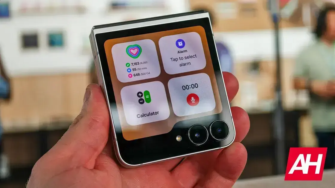 Samsung testa a nova atualização One UI 8.5 para Galaxy Z Flip 7 e Flip 7 FE