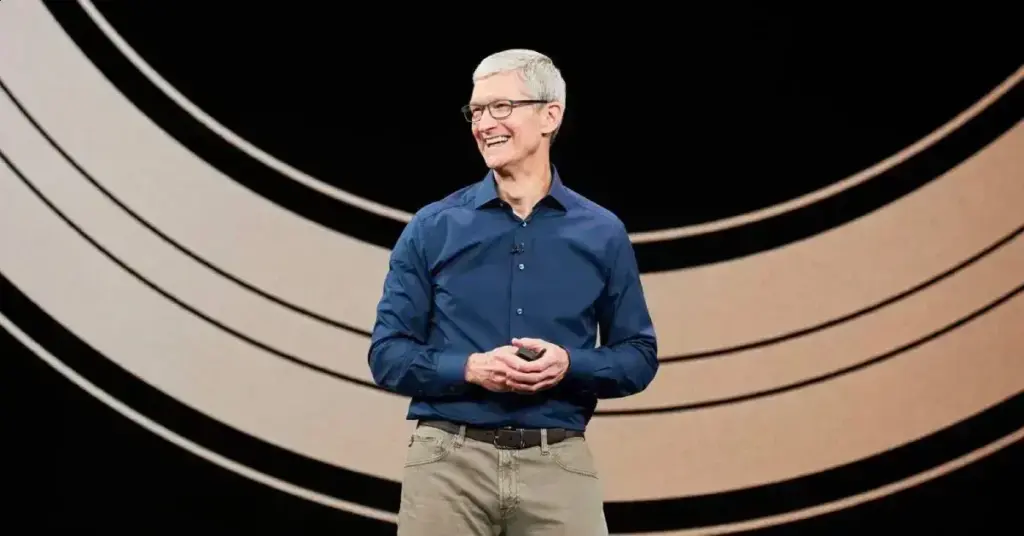 Tim Cook pode deixar cargo de CEO da Apple no ano que vem