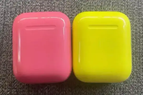 Apple testa AirPods com cores vibrantes, inspirados no iPhone 5c