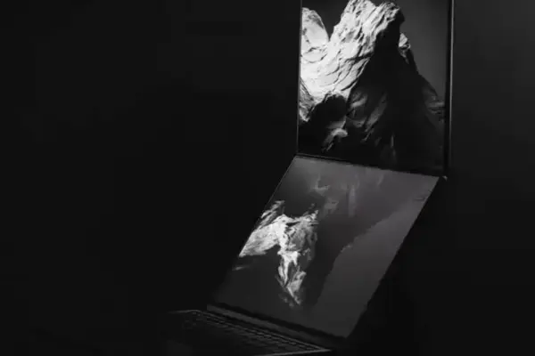 Asus Zenbook Duo 2026: Novidades e o Retorno do Fortnite