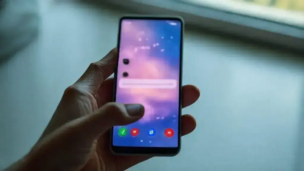 Atualização do App Galaxy Buds Corrige Problemas de Crash em Dispositivos Samsung