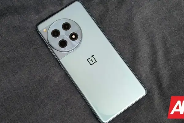 Atualização do OnePlus 12R: Android 16 e melhorias no OxygenOS 16