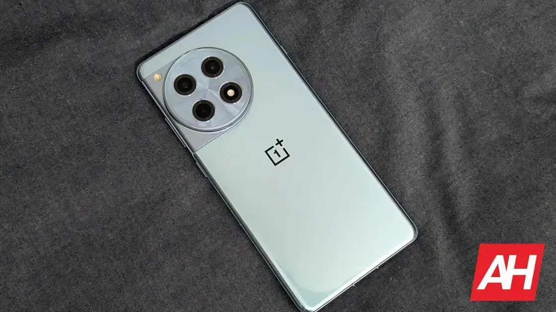Atualização do OnePlus 12R: Android 16 e melhorias no OxygenOS 16