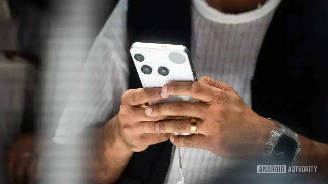 Como o "smartphone pinky" pode afetar sua saúde ao usar celulares 1 Como o "smartphone pinky" pode afetar sua saúde ao usar celulares