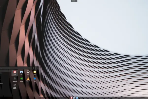 FerenOS: KDE Plasma com performance e o navegador Vivaldi como diferencial