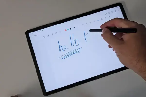 Galaxy Tab S9 FE recebe atualização de segurança de dezembro de 2025