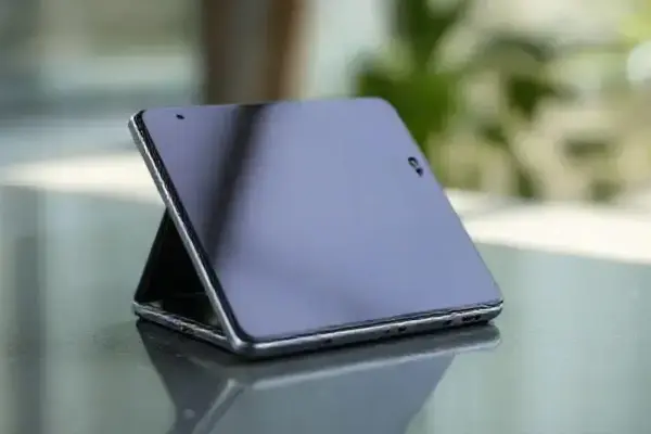 Galaxy Z Flip 8 pode ficar mais fino com atualizações importantes