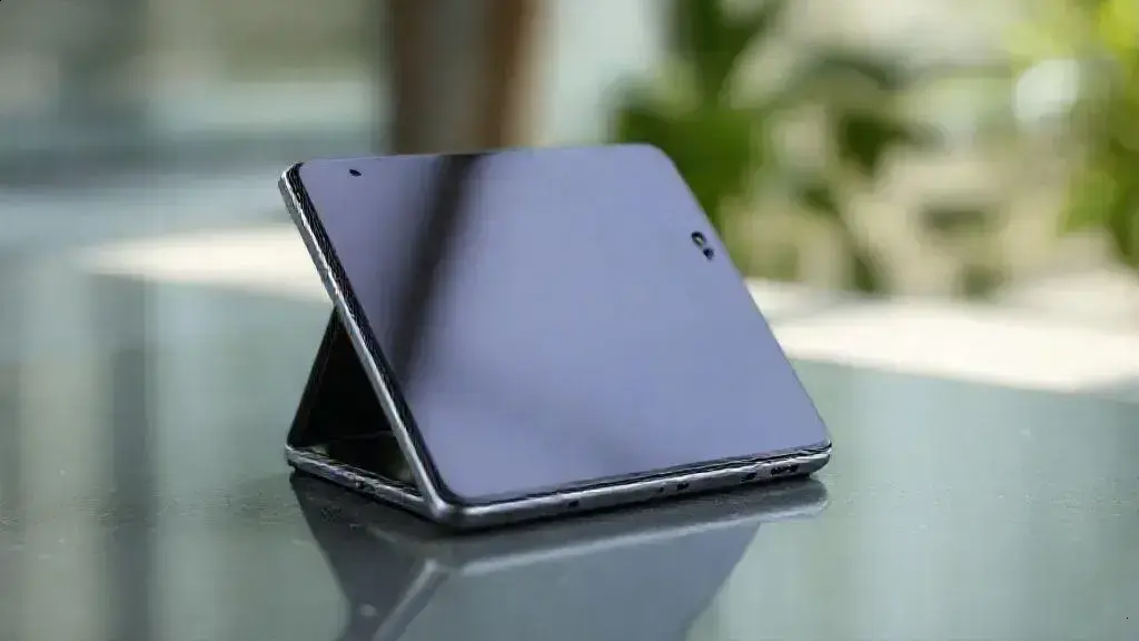 Galaxy Z Flip 8 pode ficar mais fino com atualizações importantes