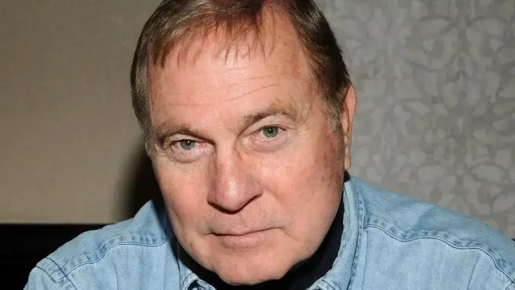 Morre Gil Gerard, ícone de Buck Rogers, aos 82 anos