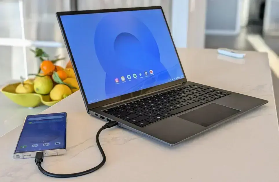 NexDock 6: Acelerando a Conexão entre Dispositivos Móveis e PCs
