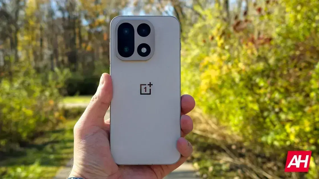 OnePlus 15: Pré-vendas iniciadas, mas sem entregas para o Natal