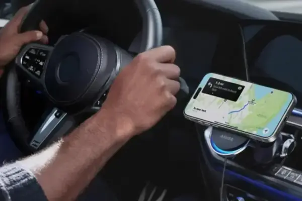 Os 10 melhores carregadores Qi2 para carro em 2025