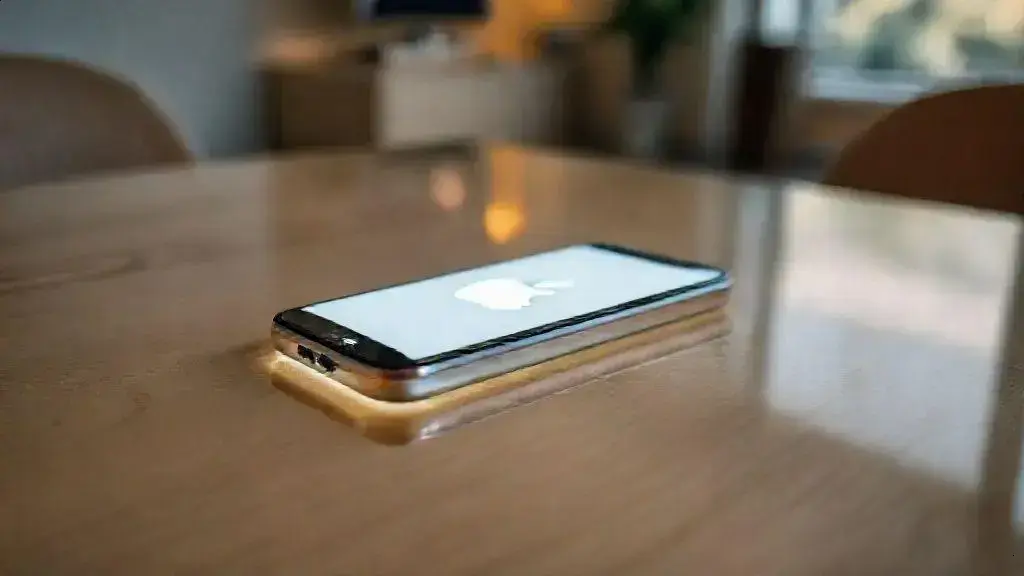 Retrospectiva 2025: As principais novidades do iPhone 17 e a Legacy de Tim Cook