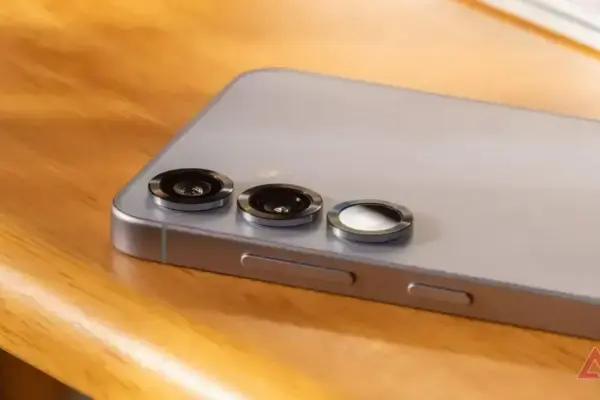 Samsung pode manter câmeras antigas no Galaxy S26 para reduzir custos