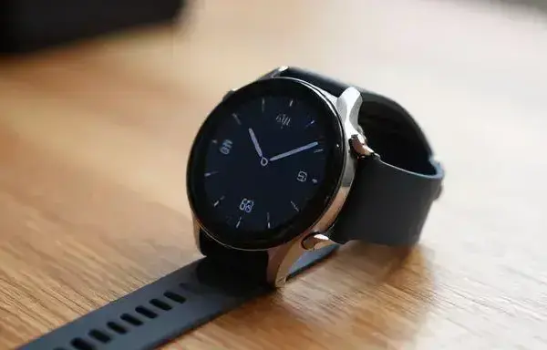 Samsung pode ter pausado atualização One UI 8 para Galaxy Watch 4