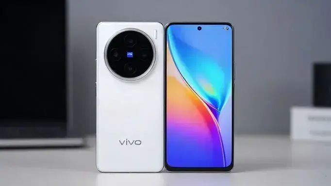 Vivo X300 Ultra: Tudo o que você precisa saber sobre o novo flagship