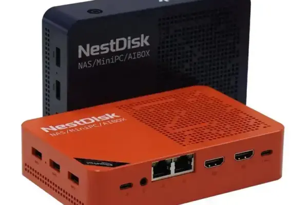 Youyeetoo NestDesk: mini NAS compacto com Intel N150 e quatro SSDs
