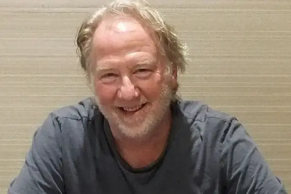 ‘Law & Order: SVU’ retira episódio com Timothy Busfield após acusações