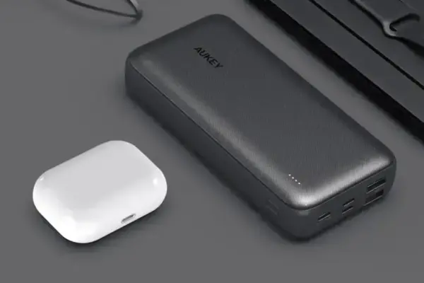 Power bank de 20.000mAh da Aukey: eficiência e preço acessível