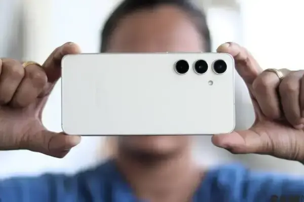 Samsung Galaxy S26 Ultra: A Nova Era dos Materiais e Desempenho
