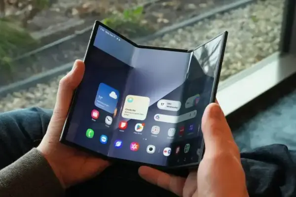 Samsung Galaxy Z TriFold: Preço e Estratégia de Lucro em Questão