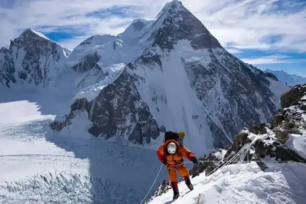 Apple Originals apresenta ‘The Last First: Winter K2’, um documentário de montanha