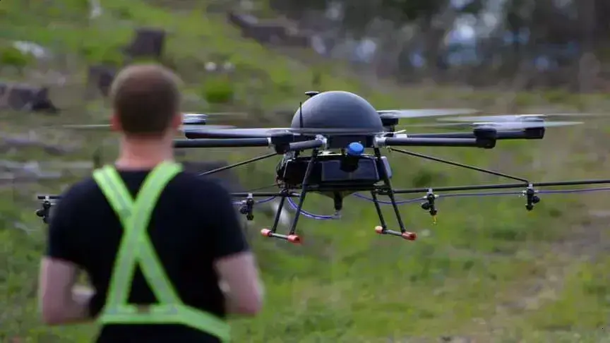 Por que as regulamentações dos drones para consumidores estão se tornando mais rígidas?