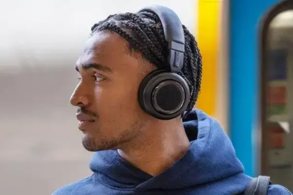 TDM Neo: Fones De Ouvido Que Se Transformam Em Caixa De Som