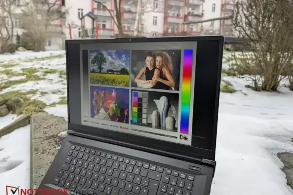 XMG Apex 17: Preço sobe e desempenho impressiona entre laptops gamer