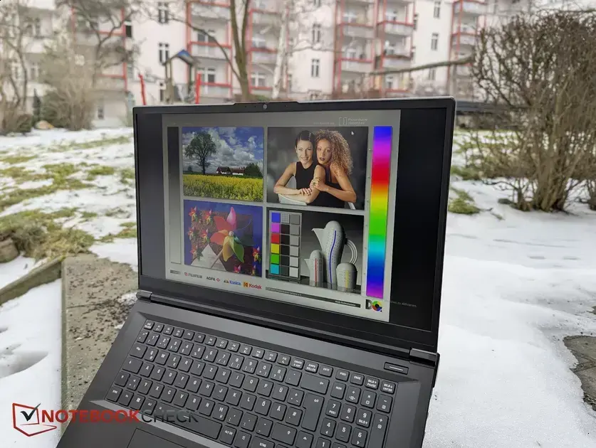 XMG Apex 17: Preço sobe e desempenho impressiona entre laptops gamer 1 XMG Apex 17: Preço sobe e desempenho impressiona entre laptops gamer