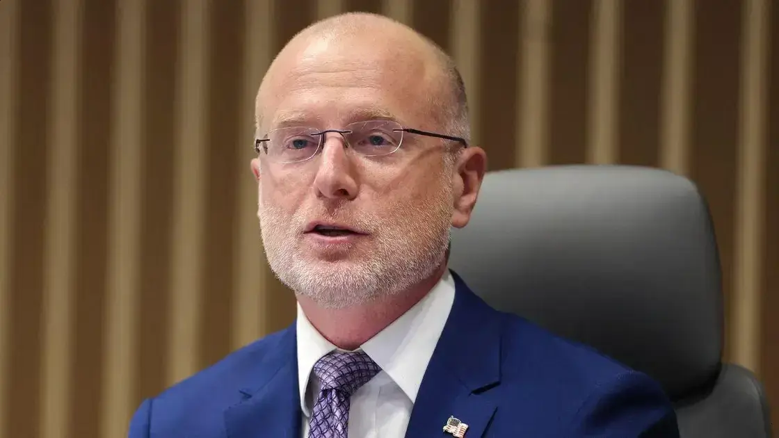 Brendan Carr Celebra Vitória de Trump na Batalha Contra a Mídia