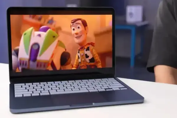 MacBook Neo: bateria fraca expõe corte de custos da Apple e impacto real