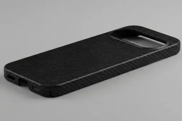 Renders de capinha do Pixel 11 Pro XL sugerem mudança no design da câmera