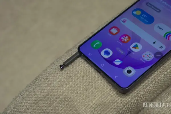 Samsung mantém S Pen no Galaxy S27 Ultra, mas sem grandes mudanças