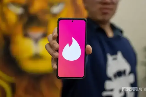 Tinder pode escanear sua galeria para ajudar a criar perfis de namoro