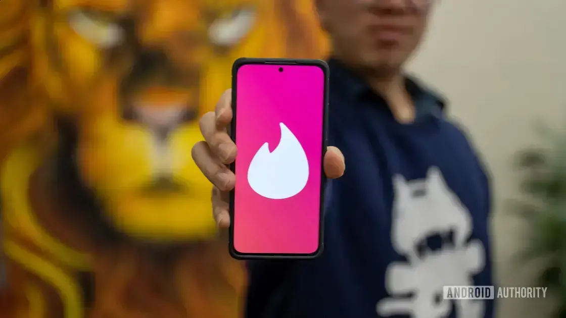Tinder pode escanear sua galeria para ajudar a criar perfis de namoro 1 Tinder pode escanear sua galeria para ajudar a criar perfis de namoro