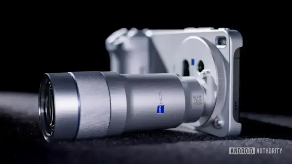 vivo X300 Ultra: Smartphone com Lente de 400mm será lançado em março