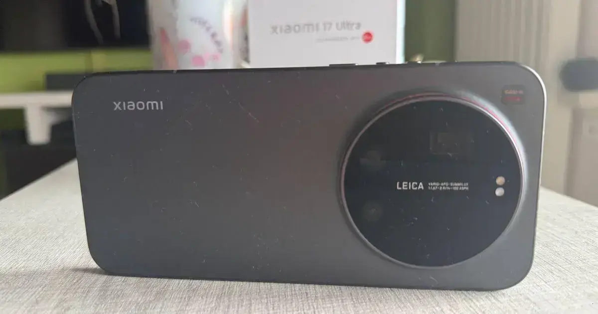Xiaomi 17 Ultra: hardware espetacular, mas o HyperOS complica tudo